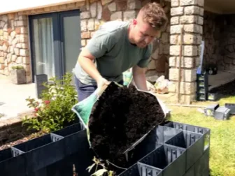 Ein Blumenbeet für Oma? Einfacher als ich dachte!