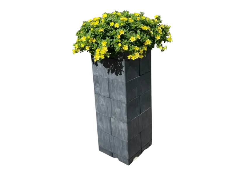 Erhöhter Blumenkasten